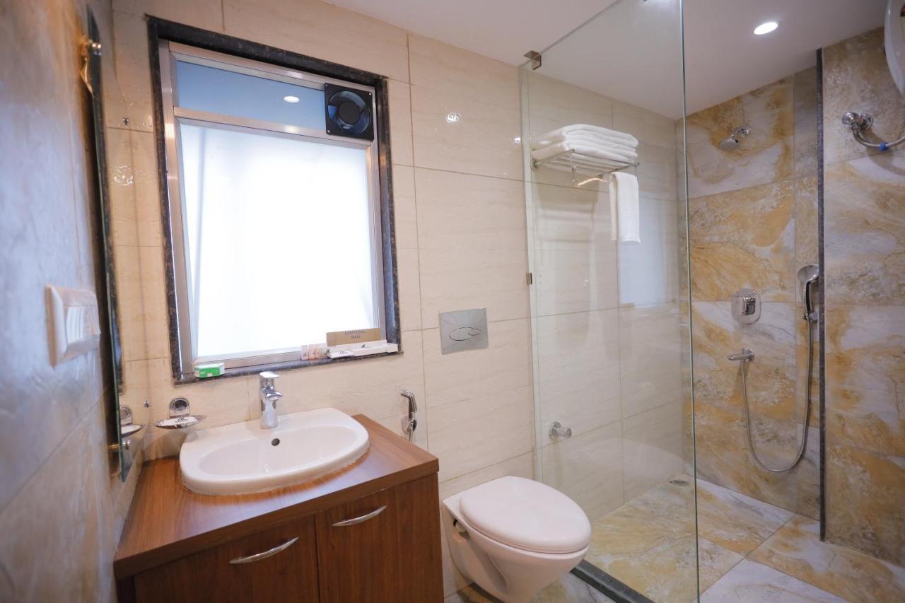 The Avenue Hotel Ballygunge โกลกาตา ภายนอก รูปภาพ