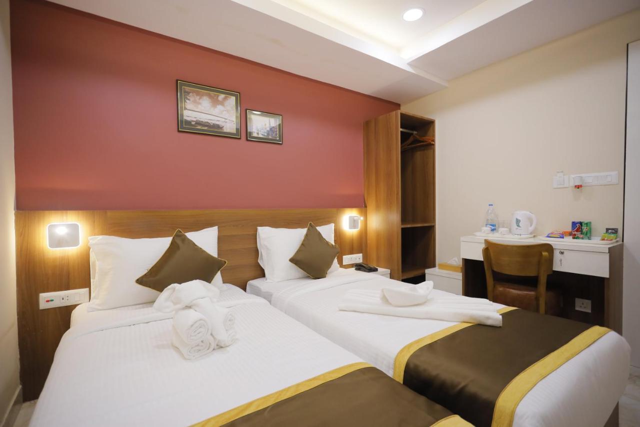The Avenue Hotel Ballygunge โกลกาตา ภายนอก รูปภาพ