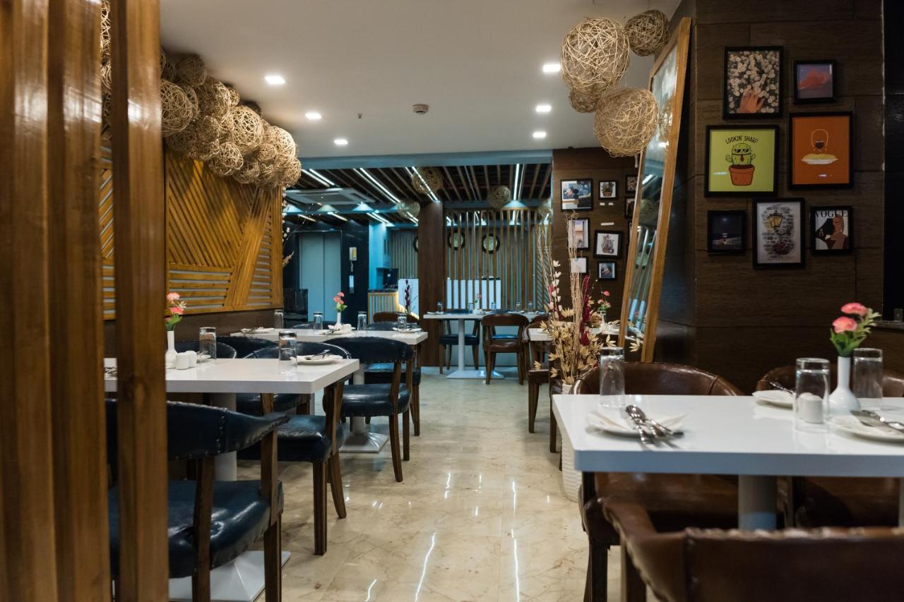 The Avenue Hotel Ballygunge โกลกาตา ภายนอก รูปภาพ